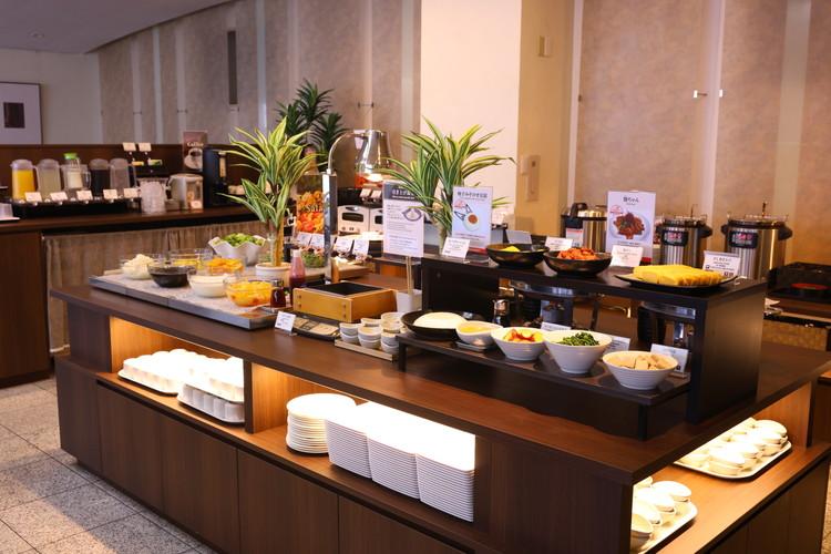 朝食ビュッフェ