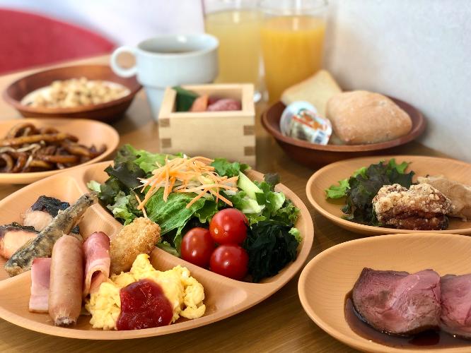 朝食バイキング　盛り付け一例