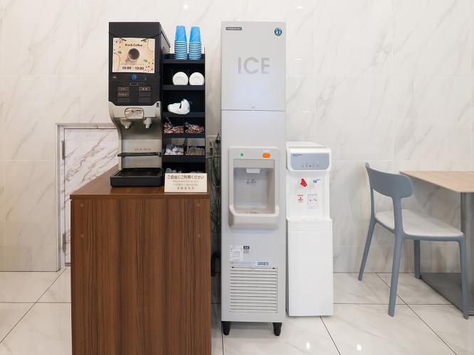 コーヒー・水