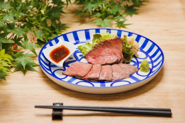 【夕食】赤牛のローストビーフ