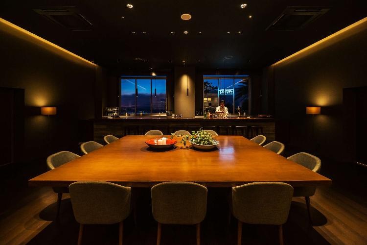 【施設】KON BAR