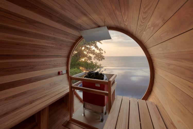【施設】infinity barrel sauna