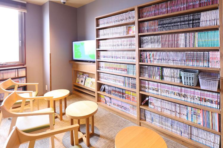 ◆10階湯上り処【ドーミー文庫、定期的に新刊入れてます】