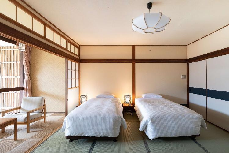 【お部屋】準特別室のツインベッド