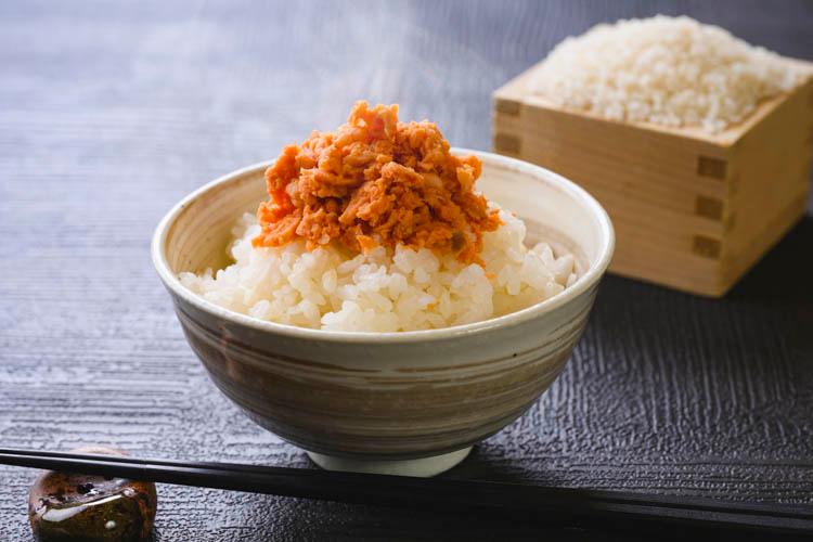 【新潟中央インター限定】日本一の米どころ新潟県産の「コシヒカリ」と、しっとりした口当たりの鮭フレーク