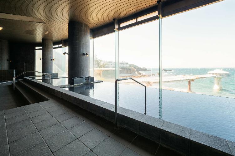 【温泉】ホテルシーモアの大浴場-海の湯