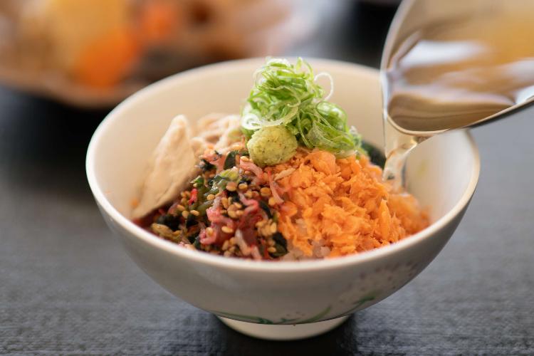 【朝食】館内1F「by the ocean」朝食ビュッフェ-お茶漬け