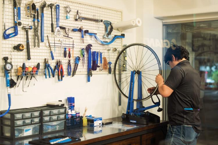 【施設】当館隣にあるジャイアントストア