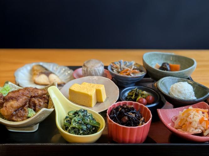GR.朝食バイキング