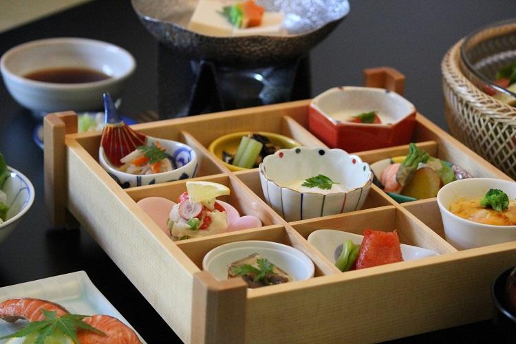 おばんざいを中心とした「和朝食」の一例
