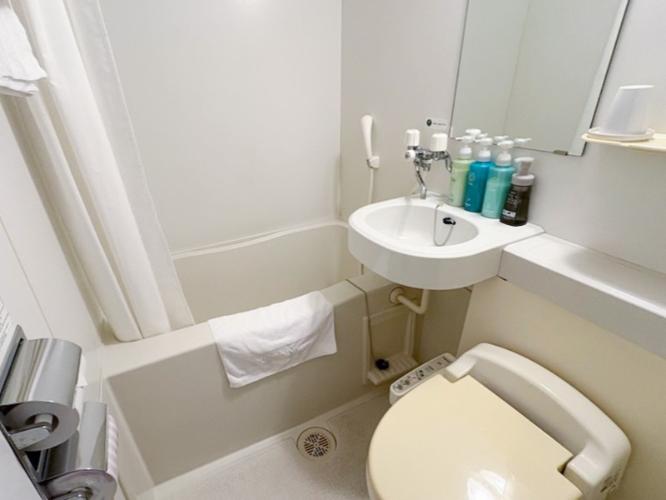 【ユニットバス】全部屋にシャワー付きのユニットバスを完備しております。<BR>