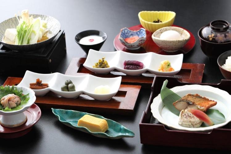 ●朝食イメージ　和食膳（大人）