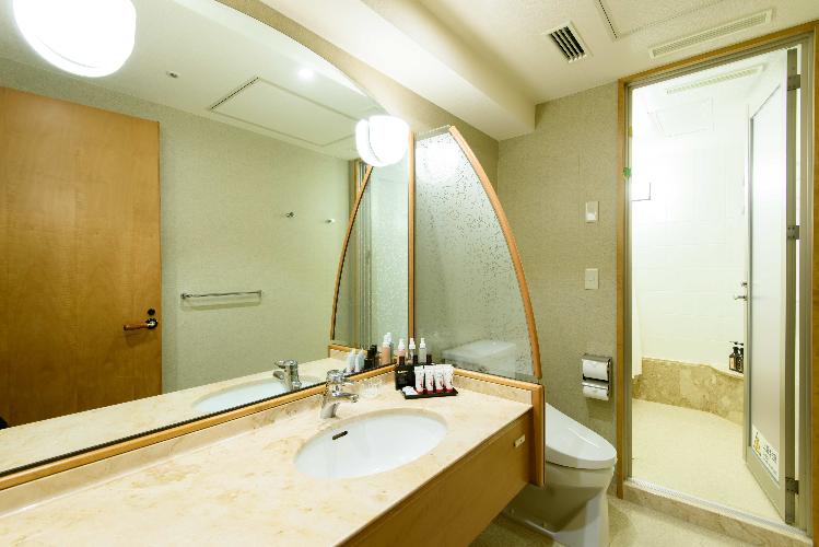 【デラックスツイン】バス・トイレ別のセパレートタイプ