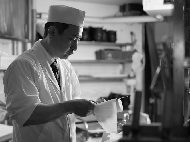 和食料理長の技とおもてなしの心が織りなす金沢四季の味わいをご堪能ください。