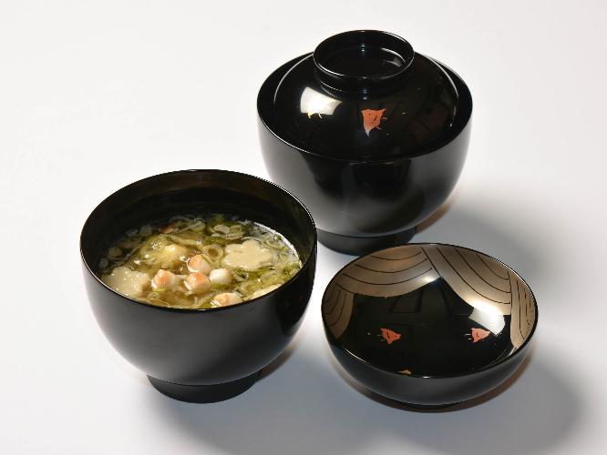 【朝食ブッフェ】伝統工芸の輪島塗でいただくお味噌汁は絶品