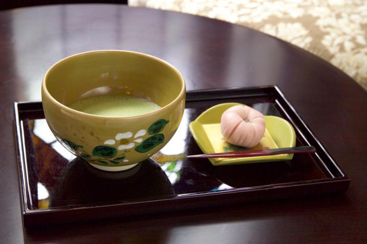 【ラウンジ】「吉はし」の和菓子が付いたいたお抹茶お抹茶お抹茶セット