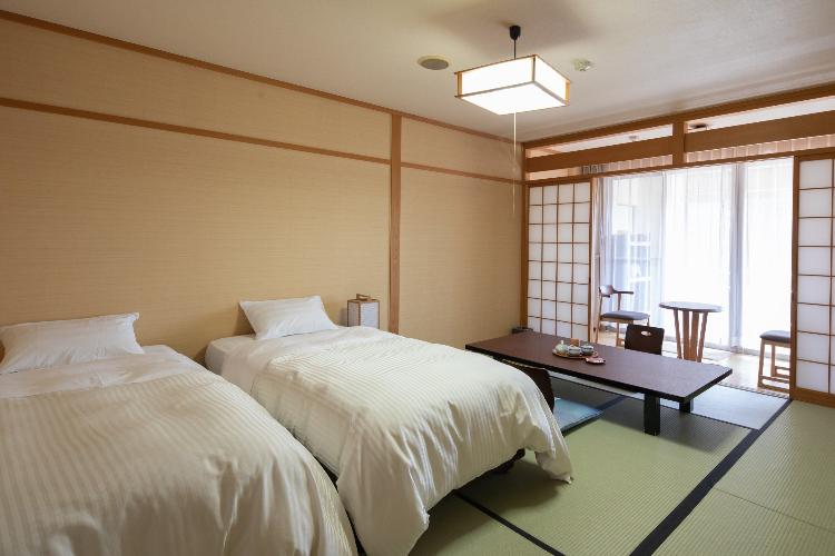 【お部屋】【源泉露天風呂付和室(ツインベッド)海向き】10畳