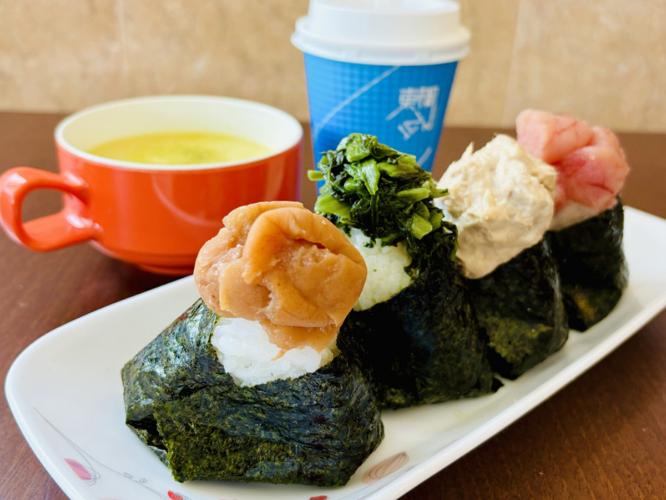 朝食