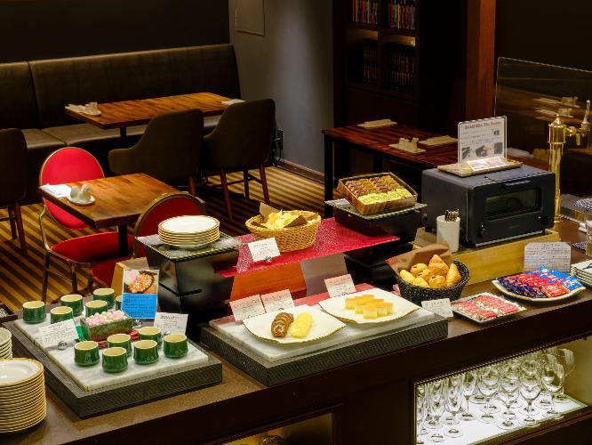 クラブラウンジ「シルク」ティータイムイメージ（15:00～17:30）