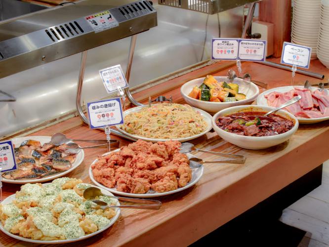 和朝食ビュッフェ