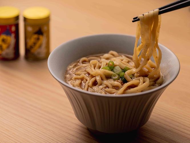 お夜食サービス「おやすみそラーメン」を２Fレストランにて提供。21：00〜23：00