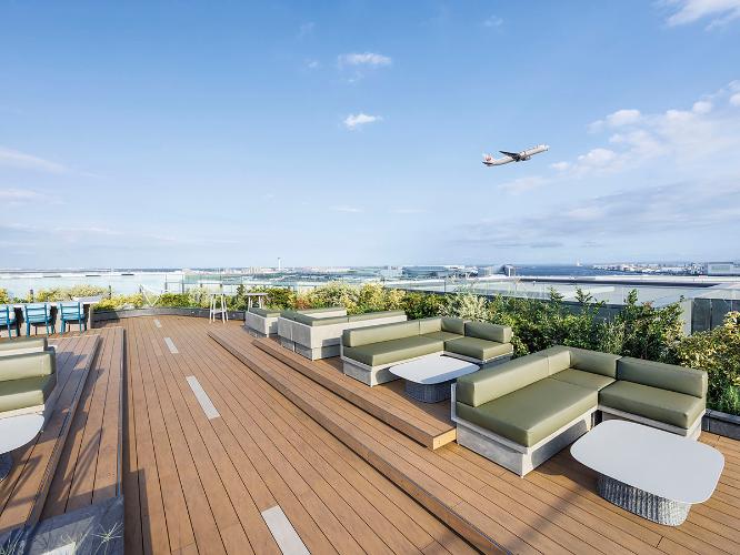 THE ROOFTOP
