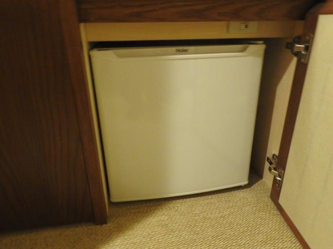 客室備品　冷蔵庫