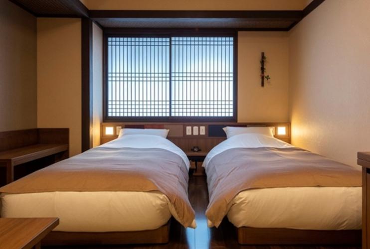 敷島館ツイン【シャワー付】　居室