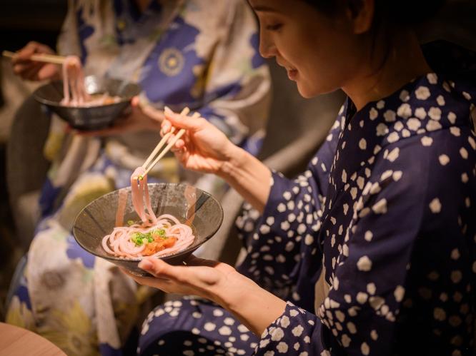 絶品お夜食（夜鳴き梅うどん）