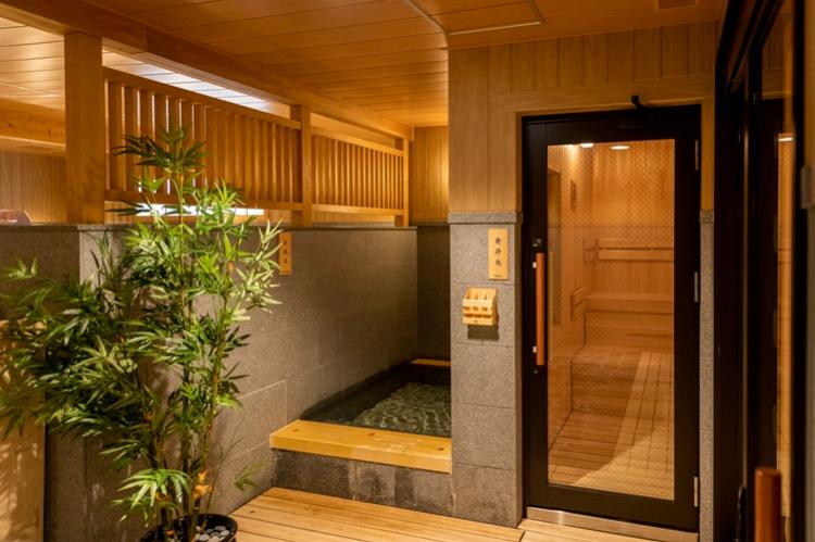 女性大浴場　サウナ入口