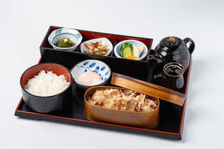 【選べる朝食】枕崎産　本枯れかつお節朝食