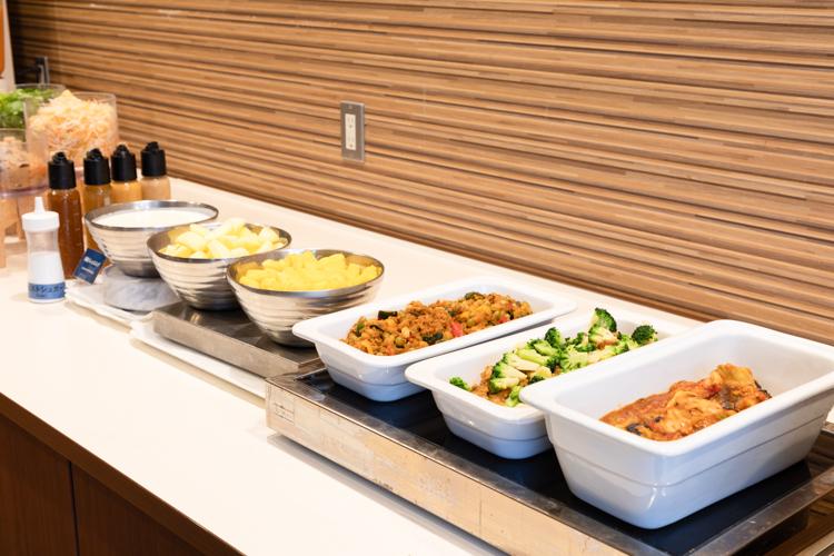 【無料朝食サービス】おかず提供イメージ