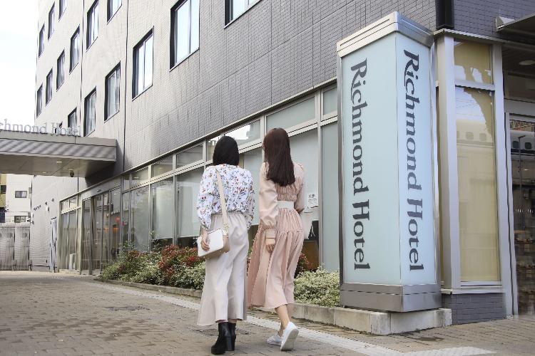 ホテル入口<BR>