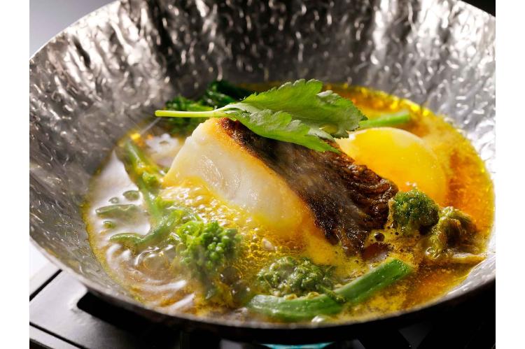 【季節のディナーコース】お料理一例  近江町市場より“本日のブイヤベース