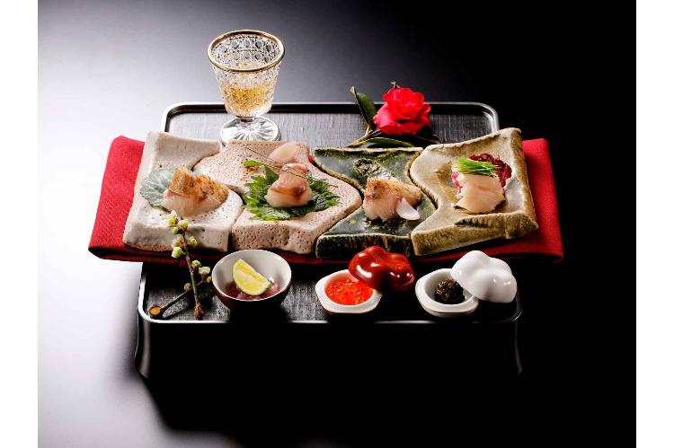 【季節のディナーコース】お料理一例  のどぐろ2種類の炙り　キャビア　いくら