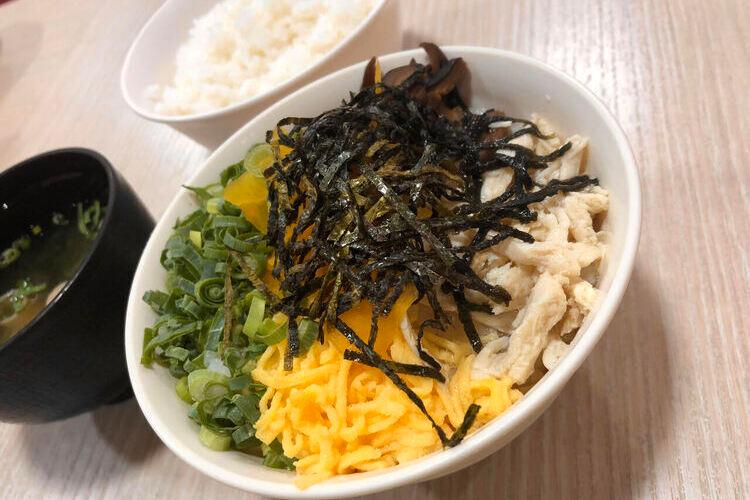 【朝食】鶏飯