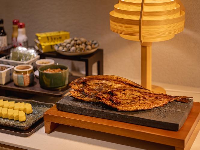朝食｜北海道産ホッケ