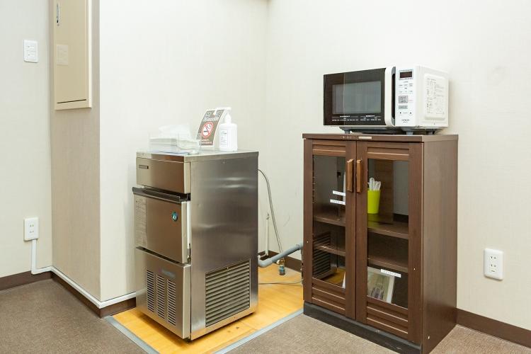 ４F製氷機・電子レンジ
