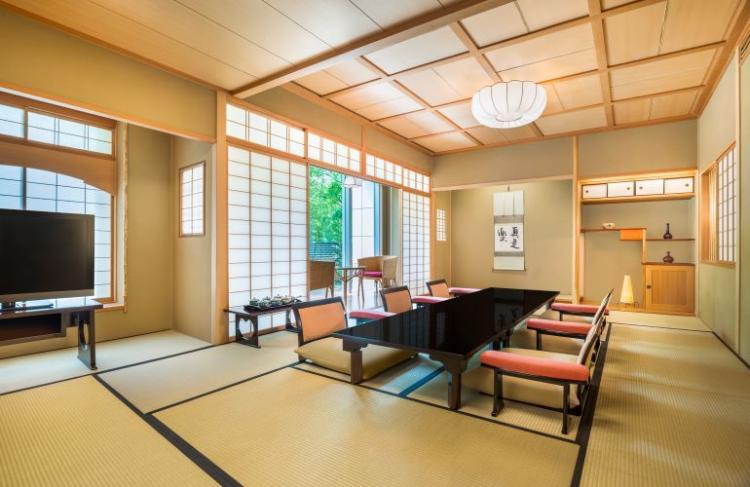 ガーデンフロア ガーデンスイートA<BR>畳のお部屋に加え、洋室のベッドルームもご用意しております。