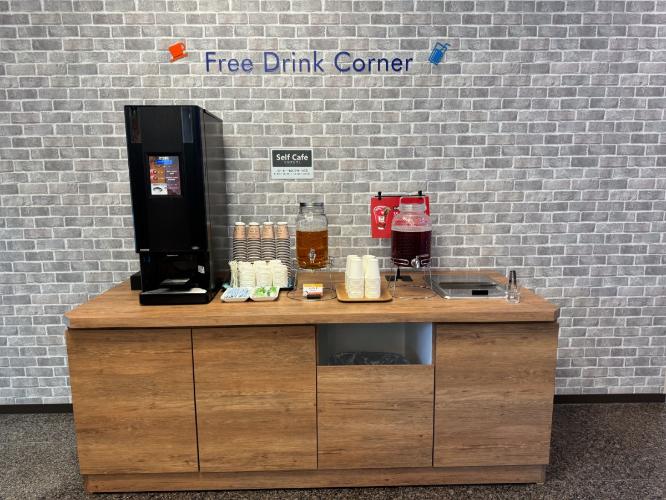 ■フリードリンクコーナーをロビーに設置しております。是非ご利用ください。