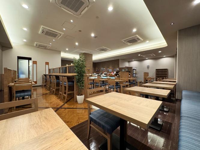■朝食レストラン「花茶屋」　<BR>・総座席数：62席<BR>・営業時間：6：30〜9：00