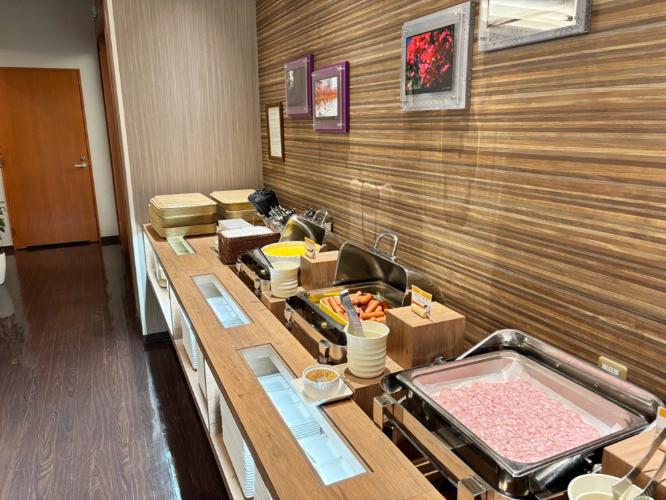 ■琉球料理を毎日1〜2品ご用意しております。