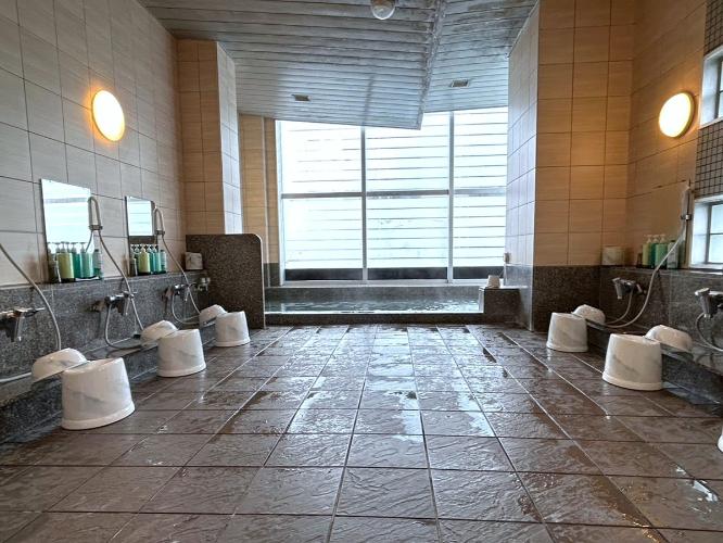 ■ラジウム人工温泉大浴場「旅人の湯」<BR>当ホテルは14Fにあり、＜展望大浴場＞となっております。<BR><BR>