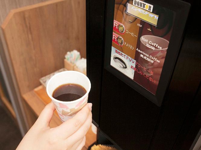 ■ロビーでは挽きたてのドトールコーヒーをお召し上がりいただけます。