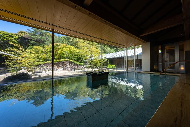 椿の湯-内湯