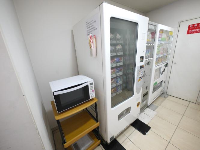 ■自動販売機／電子レンジ