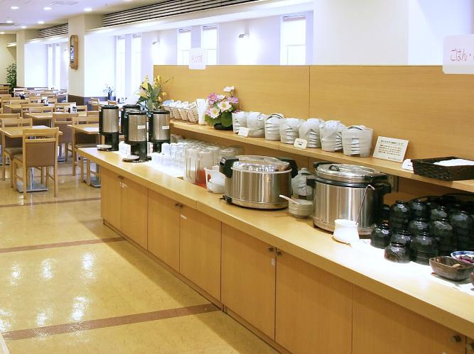 ■朝食レストラン「花茶屋」（2F）<BR>・営業時間：7：00〜9：00