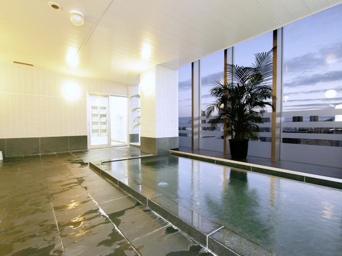 ■ラジウム人工温泉大浴場「旅人の湯」<BR>入浴条件：男女別<BR>営業時間：15：00〜2：00 / 5：00〜10：00