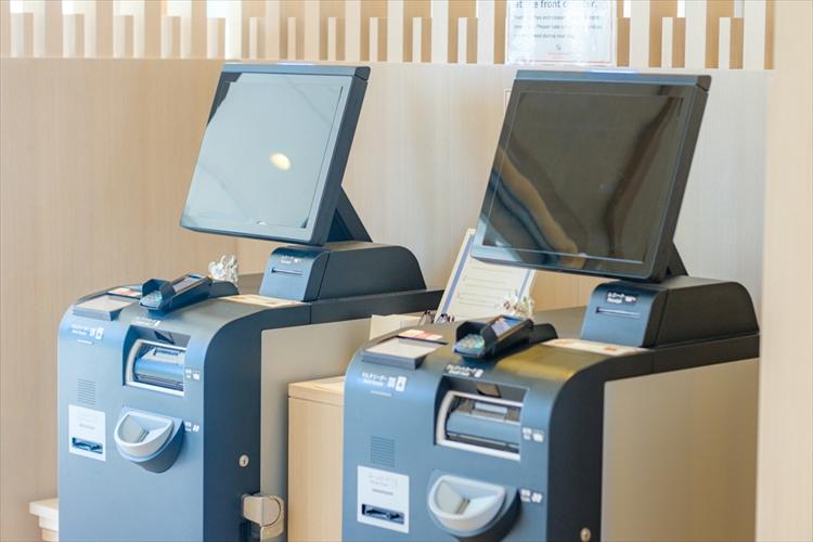 【自動精算機】◆非接触で安心、ストレスフリーな手続きをサポートします。