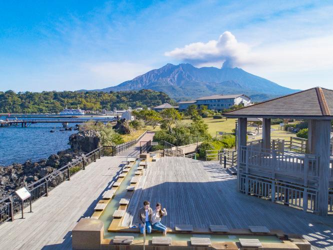 「桜島」溶岩なぎさ公園足湯?鹿児島市